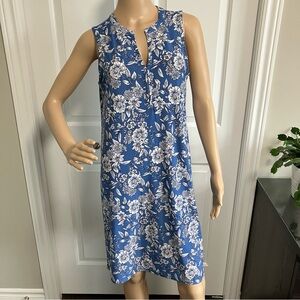 French Twist | Blue & white floral sleeveless mini dress